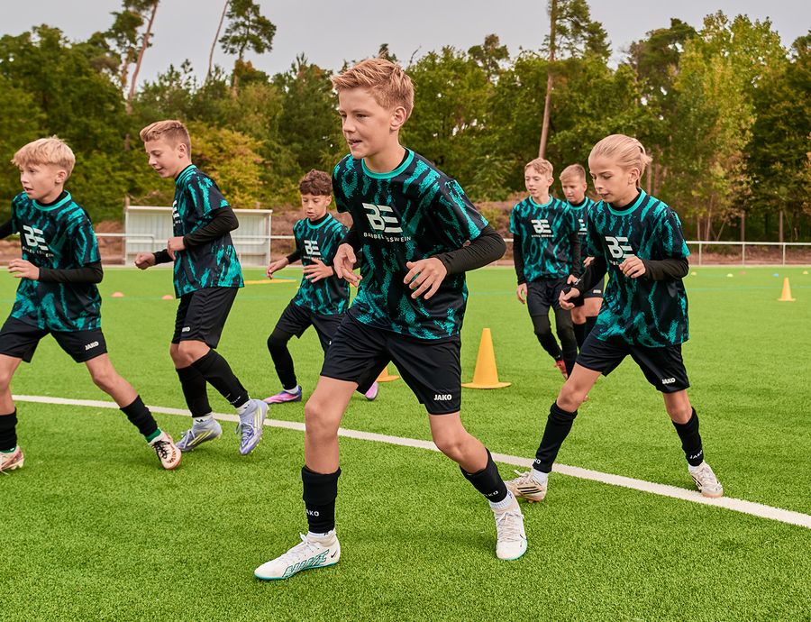 Wir laden ein zum BE United Fußballcamp in den Sommerferien bei uns auf dem Dilsberg